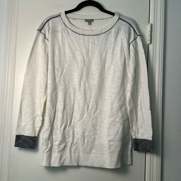NWT T by Talbots Cream Perforated Sweater with Gray Trim Size Small - Picture 1 of 6